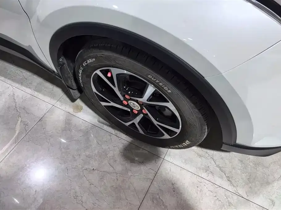 Toyota C-HR — фото 6