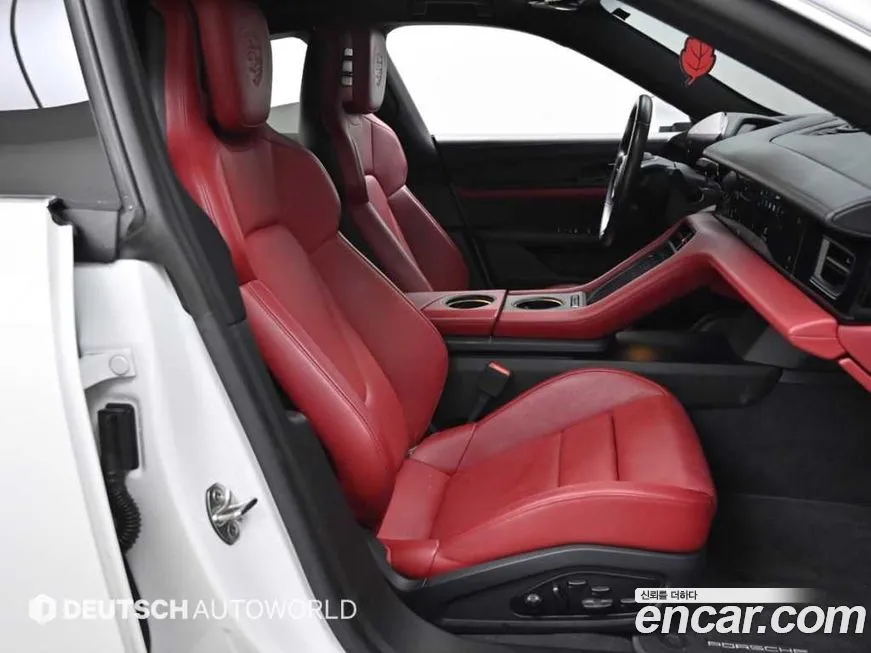 Porsche Taycan 2021 из KR, фото 10