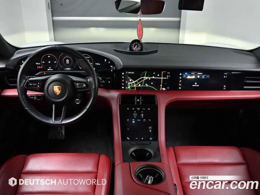 Porsche Taycan 2021 из KR, фото 7