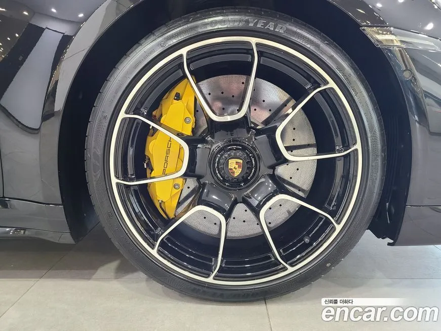 Porsche 911 2023 из KR, фото 5