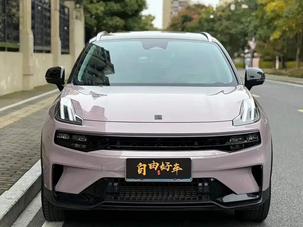 Lynk & Co 06 2023 из CN, фото 2