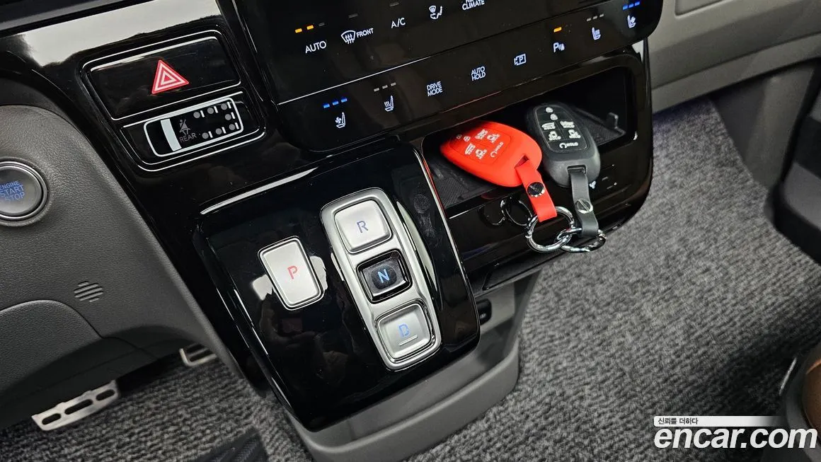 Hyundai Staria — фото 9