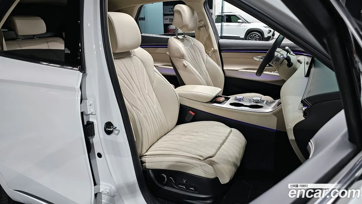 Genesis GV70 — фото 10