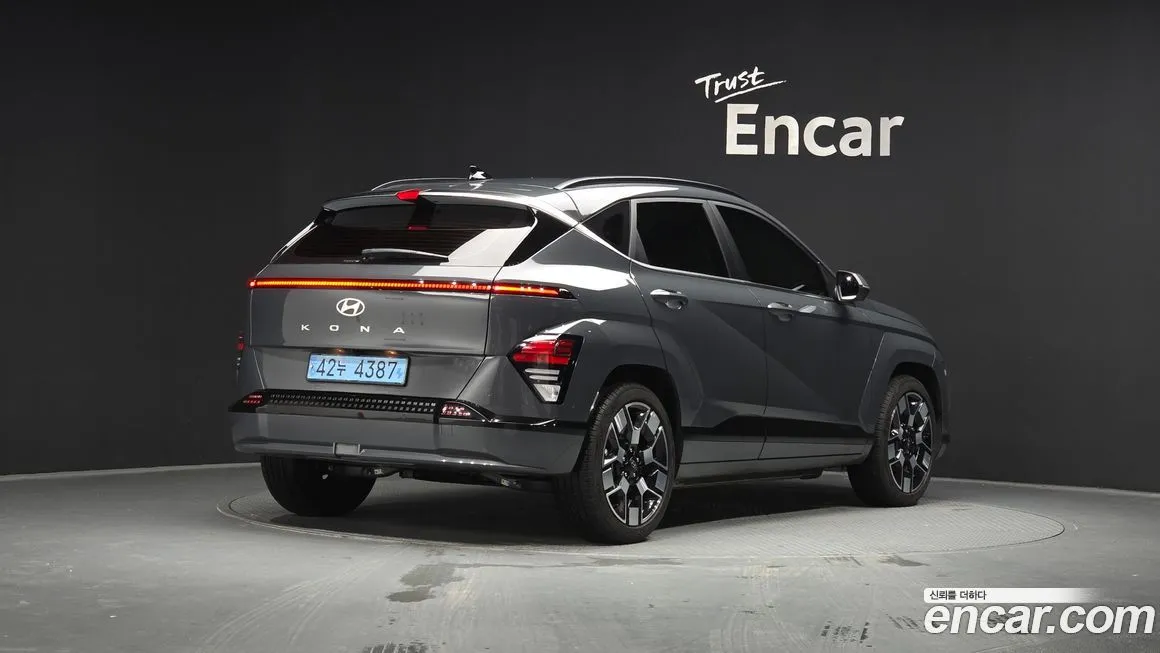 Hyundai Kona — фото 2