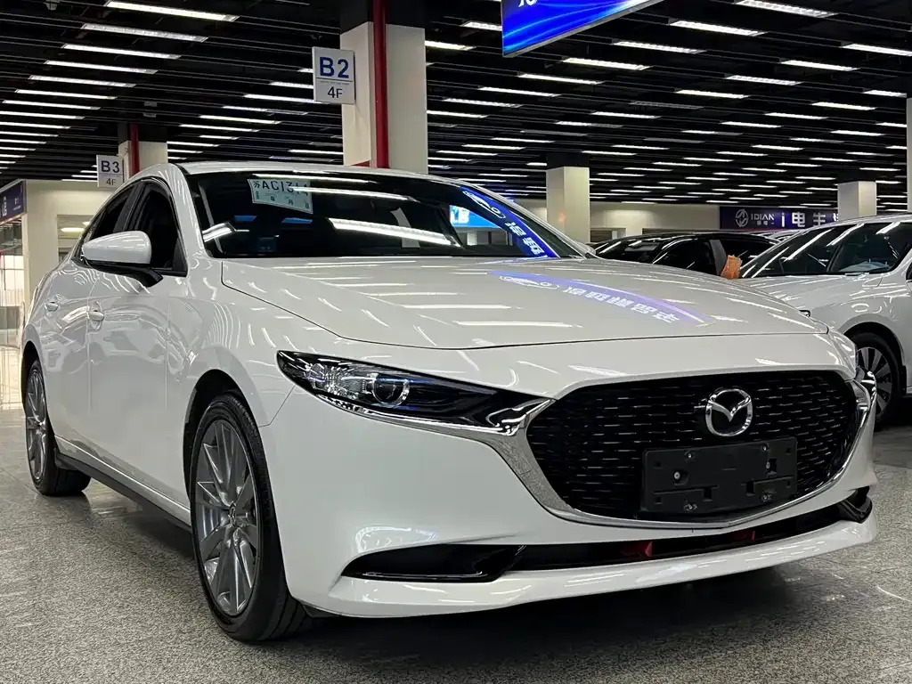 Mazda 3 Axela 2024 из CN, фото 4