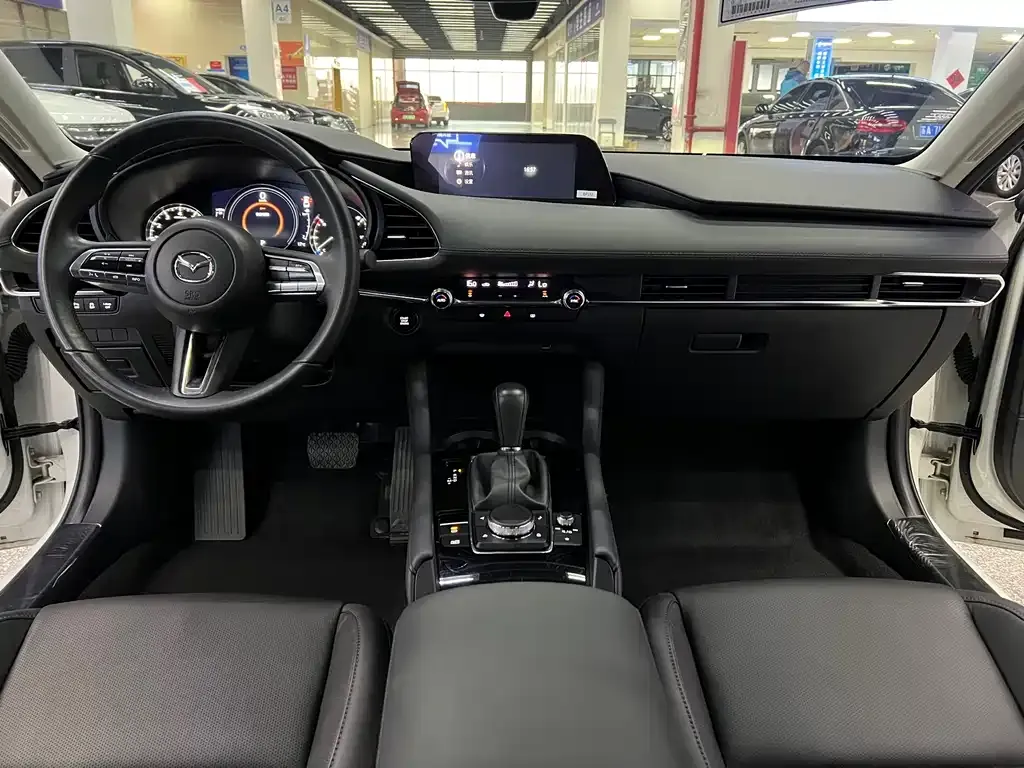 Mazda 3 Axela 2024 из CN, фото 6