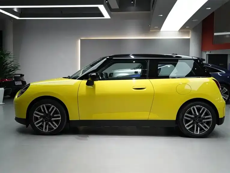 [object Object] MINI COOPER EV 2025 из CN, фото 5