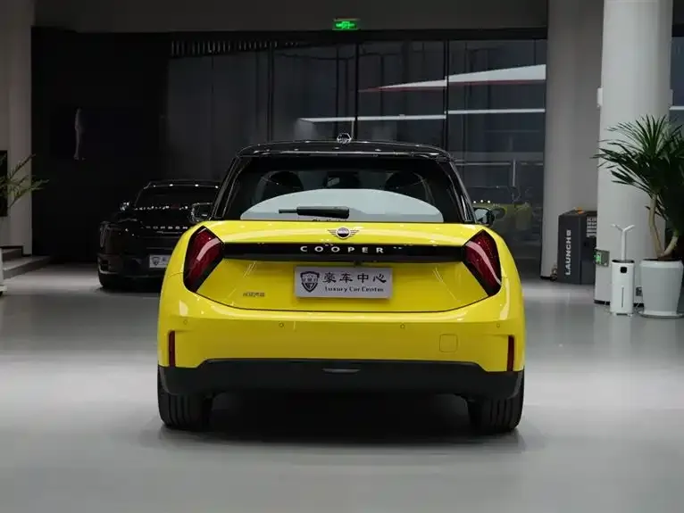 [object Object] MINI COOPER EV 2025 из CN, фото 6