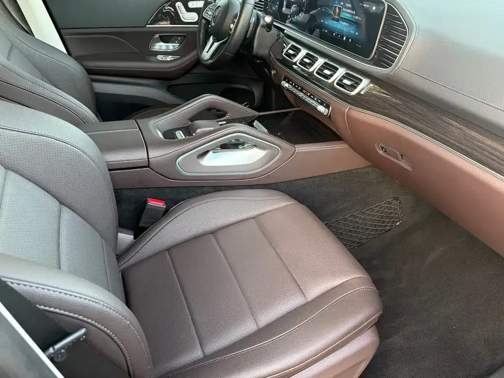 Mercedes-Benz GLE — фото 10