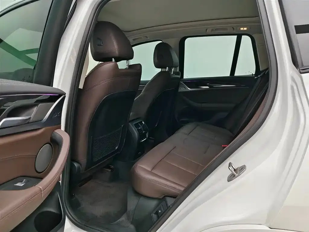 BMW X3 2021 из CN, фото 8