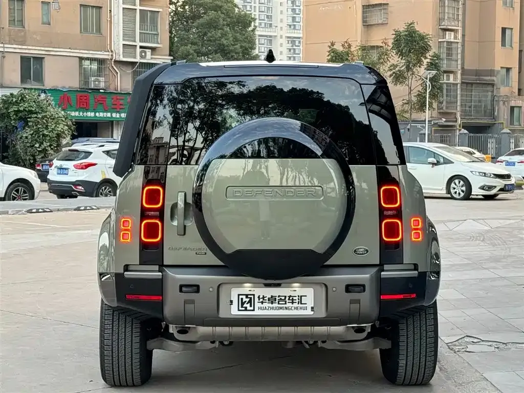Land Rover Defender — фото 5