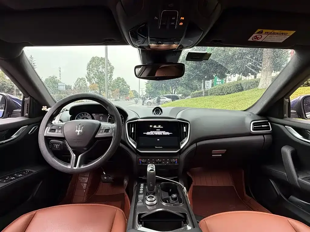 Maserati Ghibli — фото 7