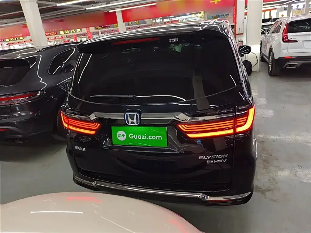Honda Elysion 2023 из CN, фото 6