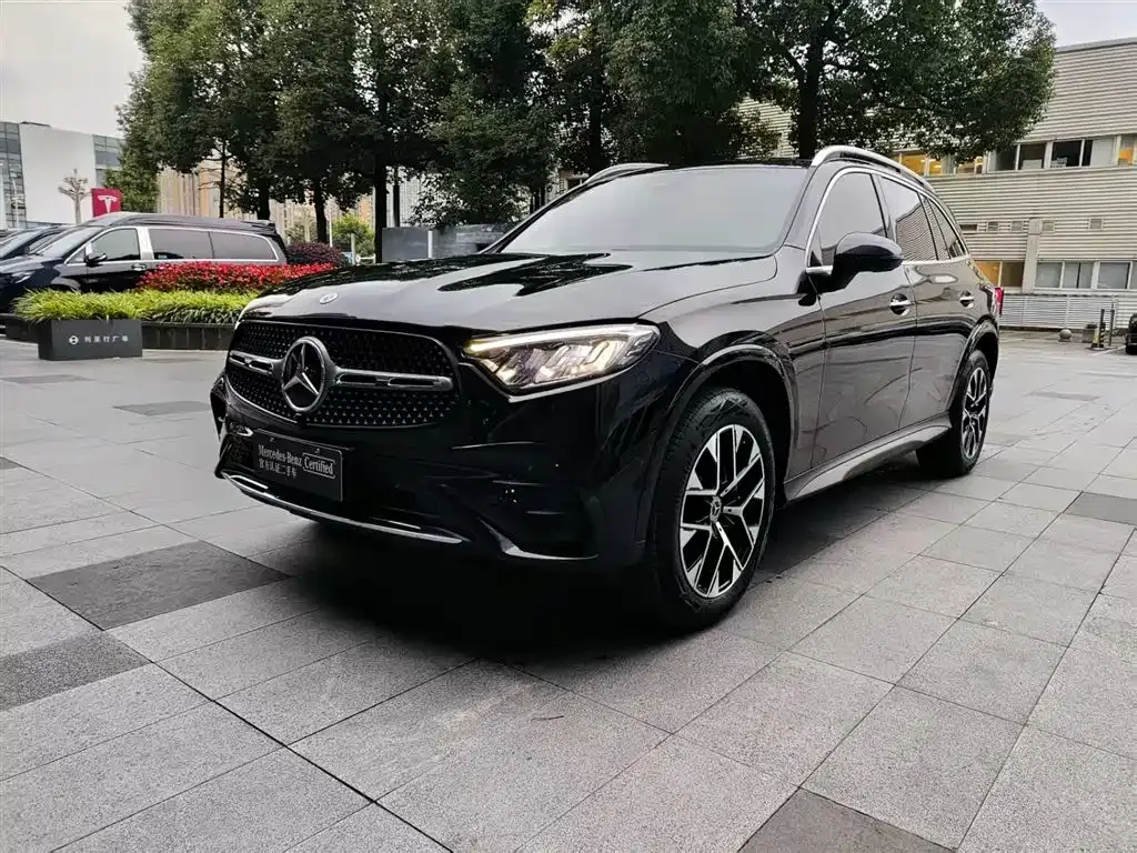 Mercedes-Benz GLC — фото 1