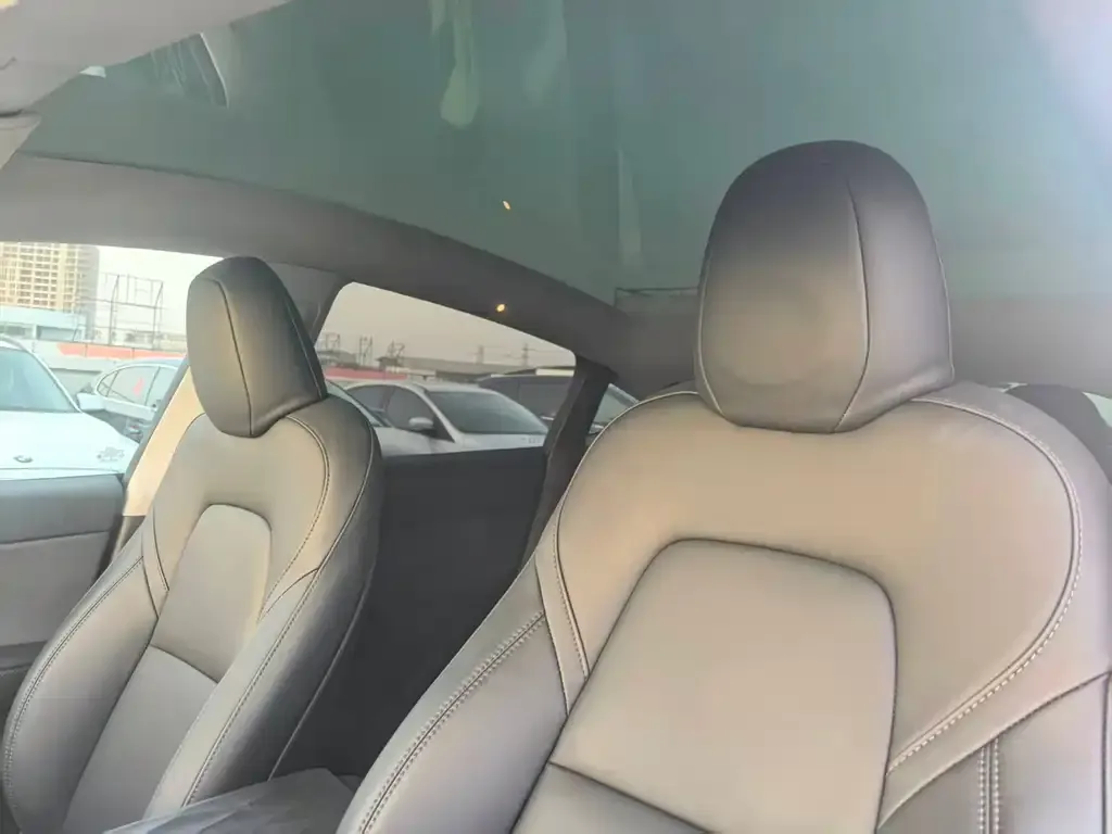 Tesla Model Y 2023 из CN, фото 9