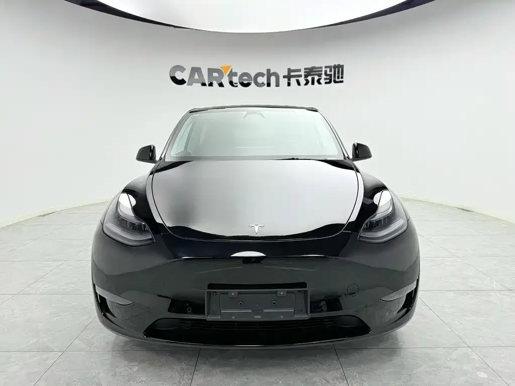 Tesla Model Y 2024 из CN, фото 2