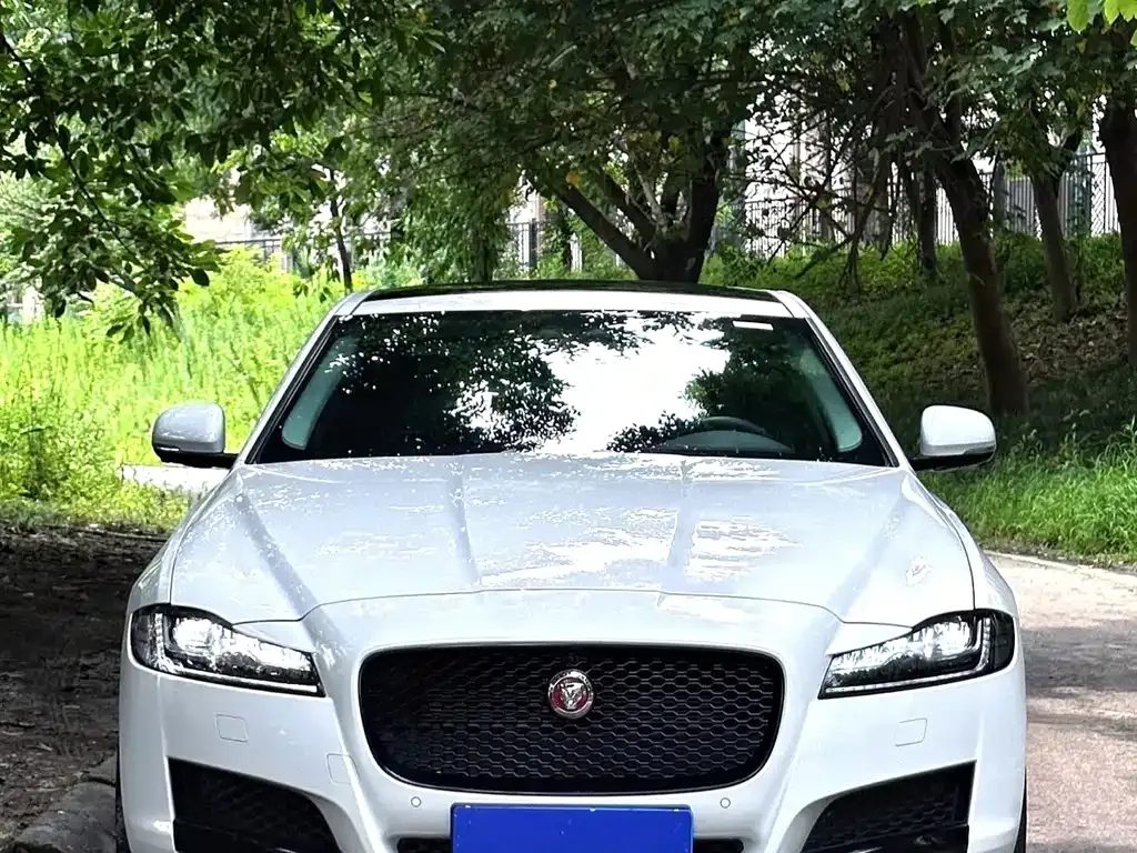 Jaguar XFL — фото 2