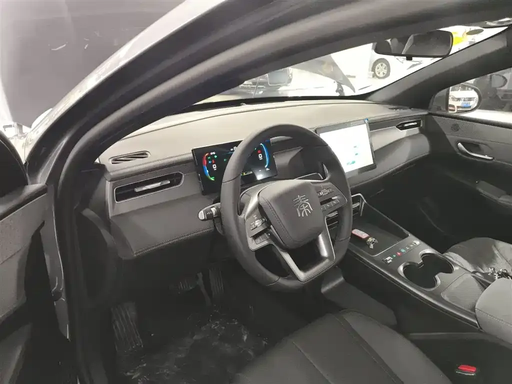 BYD Qin PLUS 2025 из CN, фото 10