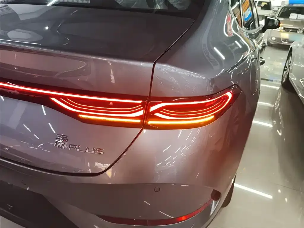 BYD Qin PLUS 2025 из CN, фото 8