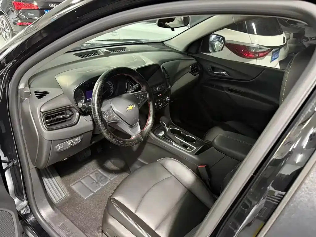 Chevrolet Equinox 2022 из CN, фото 4