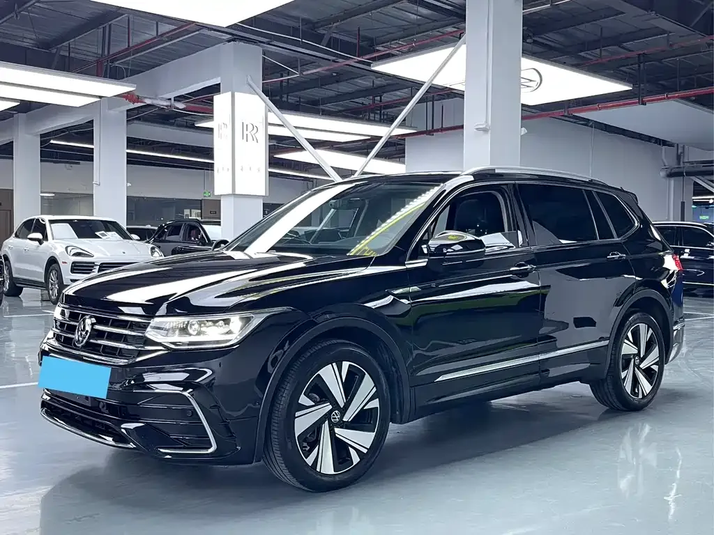 Volkswagen Tiguan L 2023 из CN, фото 1