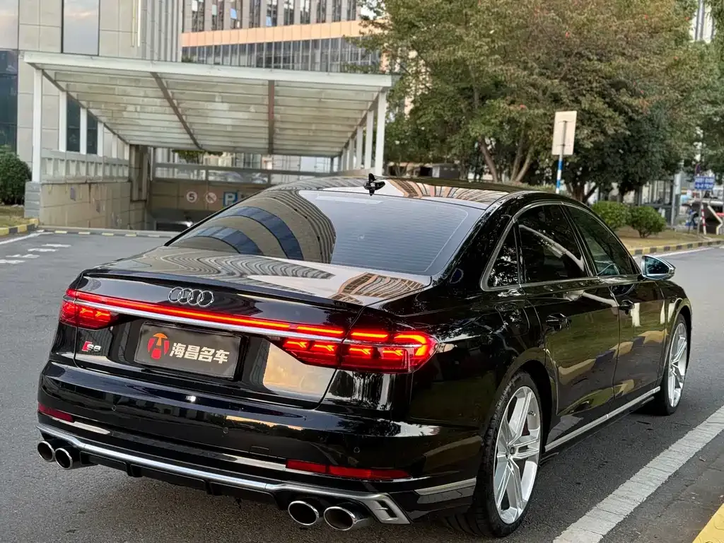 Audi S8 2022 из CN, фото 6