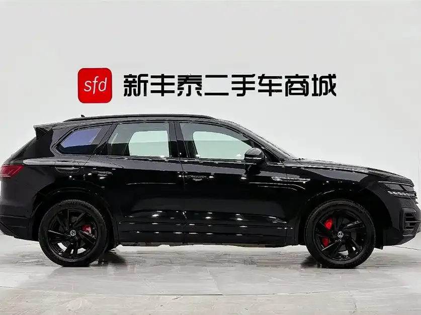 Volkswagen Touareg 2024 из CN, фото 3