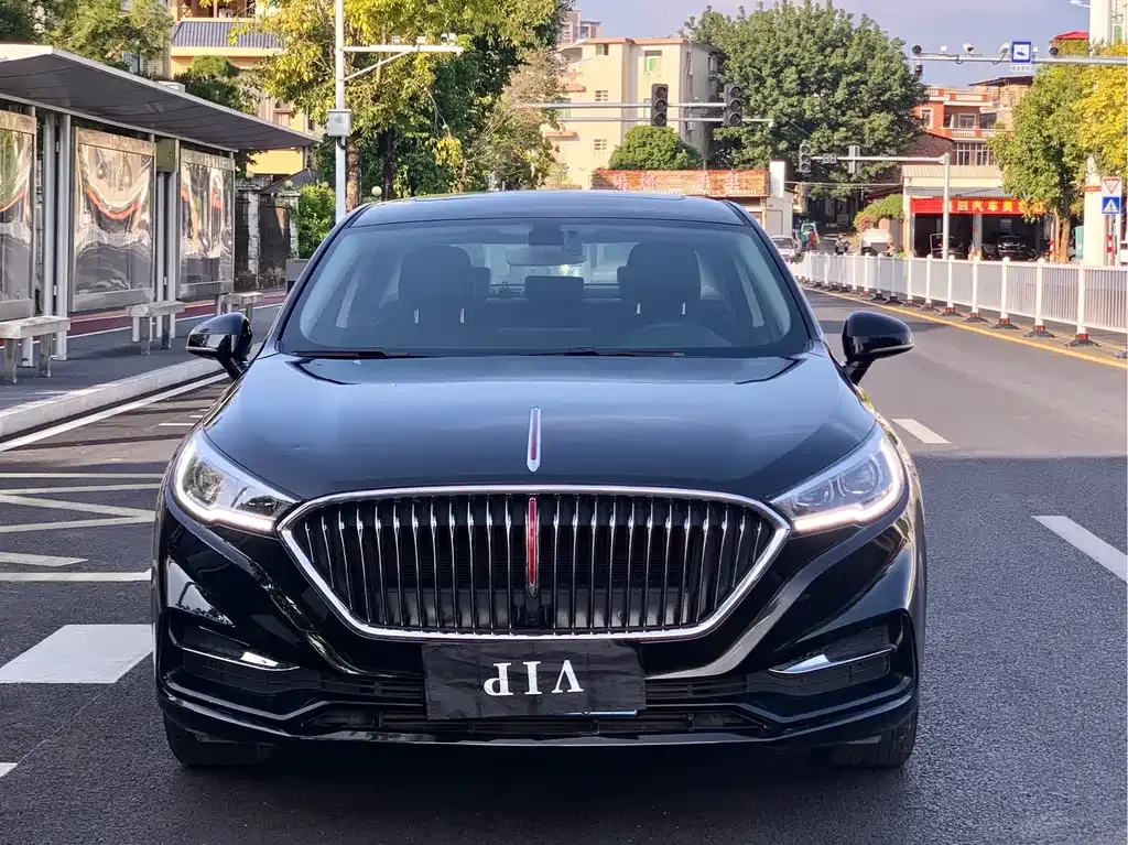 Hongqi H5 — фото 2