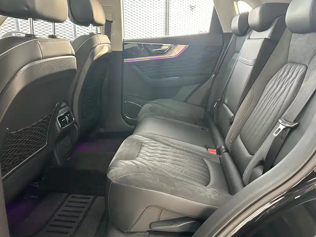 Hongqi HS5 2023 из CN, фото 8
