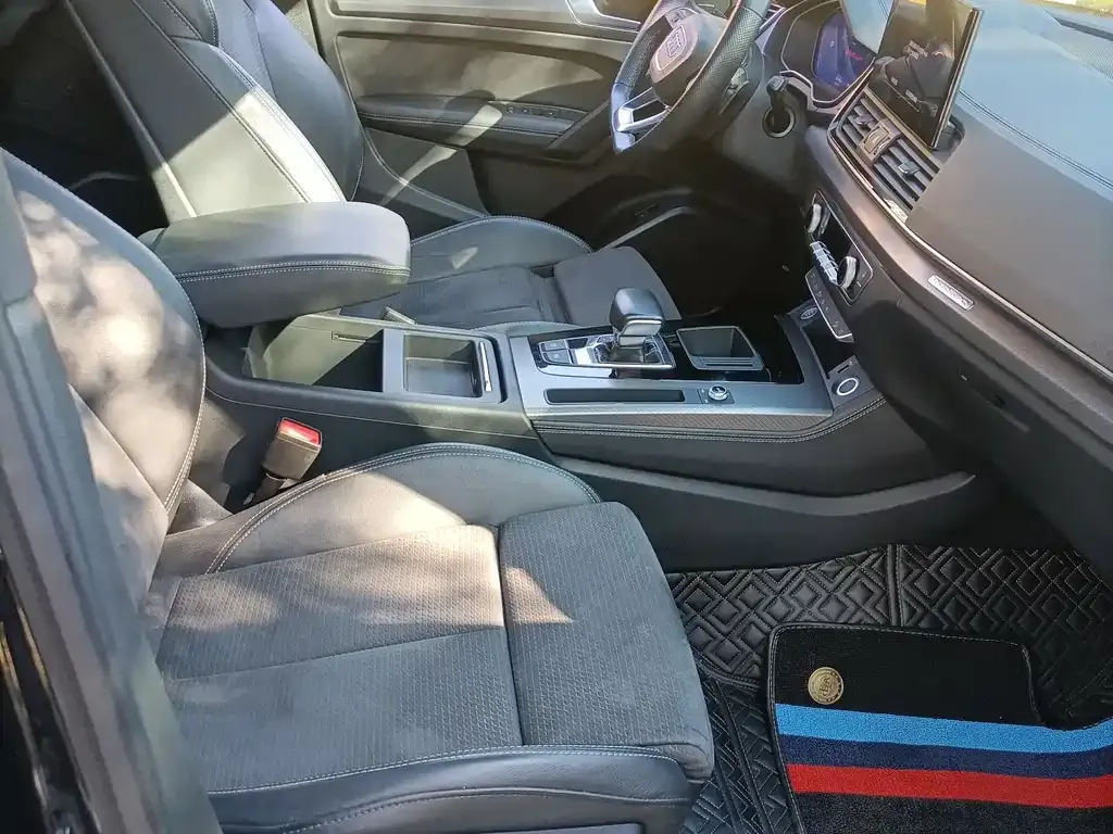 Audi Q5L Sportback 2022 из CN, фото 10