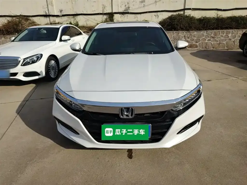 Honda Accord — фото 3