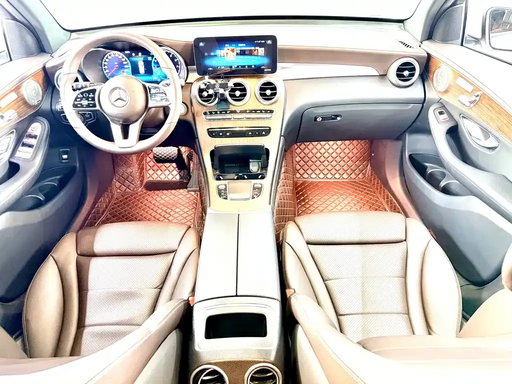 Mercedes-Benz GLC 2021 из CN, фото 10