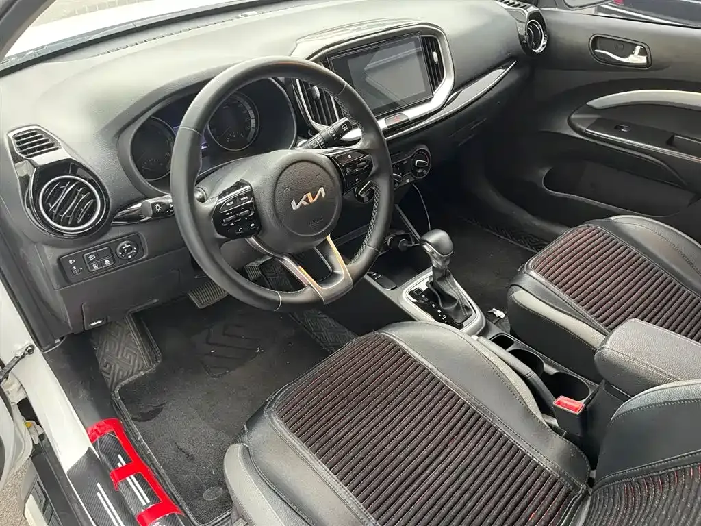 Kia KX1 2022 из CN, фото 5