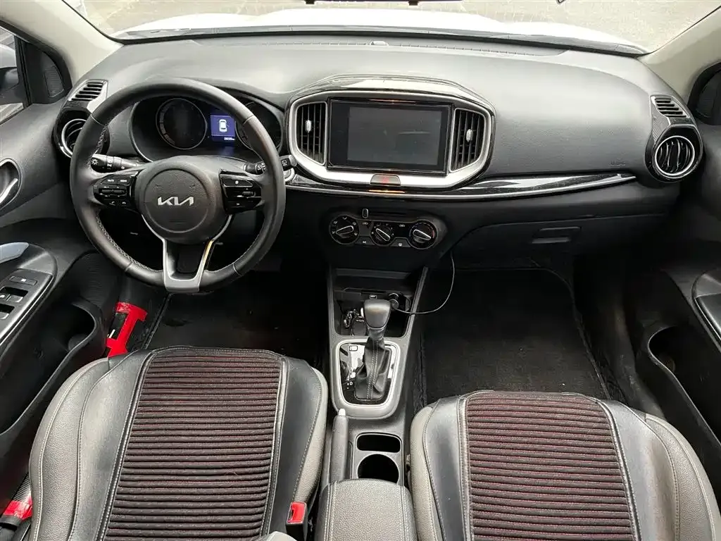 Kia KX1 2022 из CN, фото 8