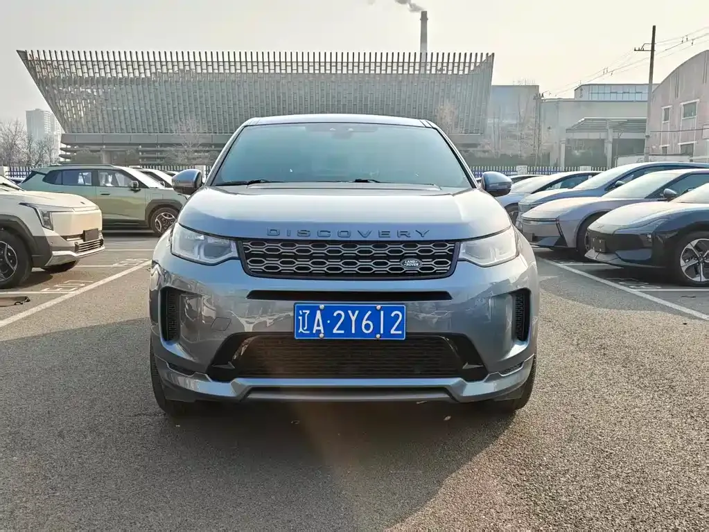 Land Rover Discovery Sport — фото 2