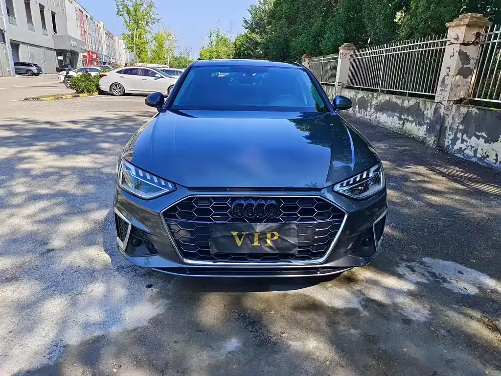 Audi A4L 2024 из CN, фото 3