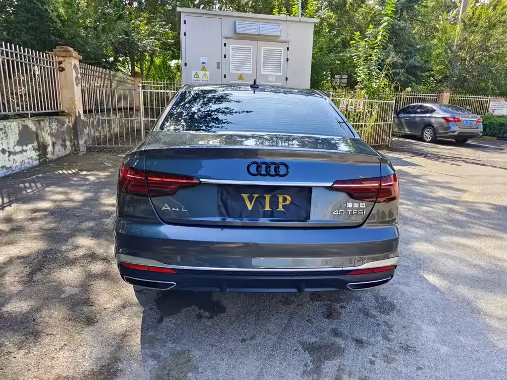 Audi A4L 2024 из CN, фото 5