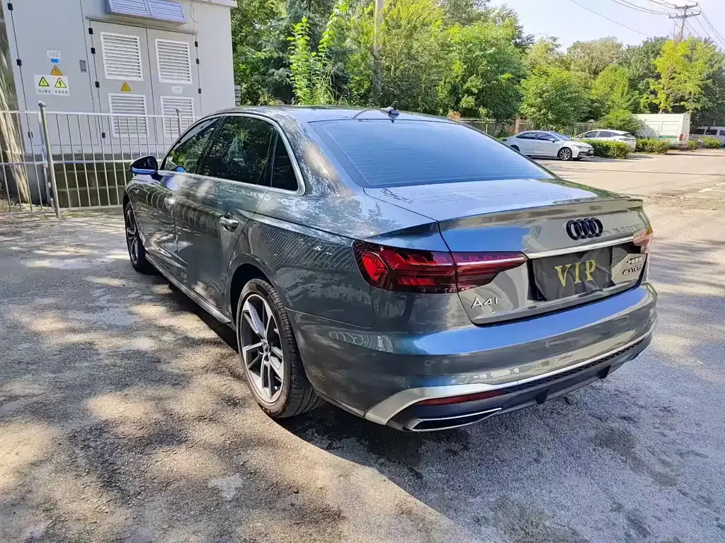 Audi A4L 2024 из CN, фото 6