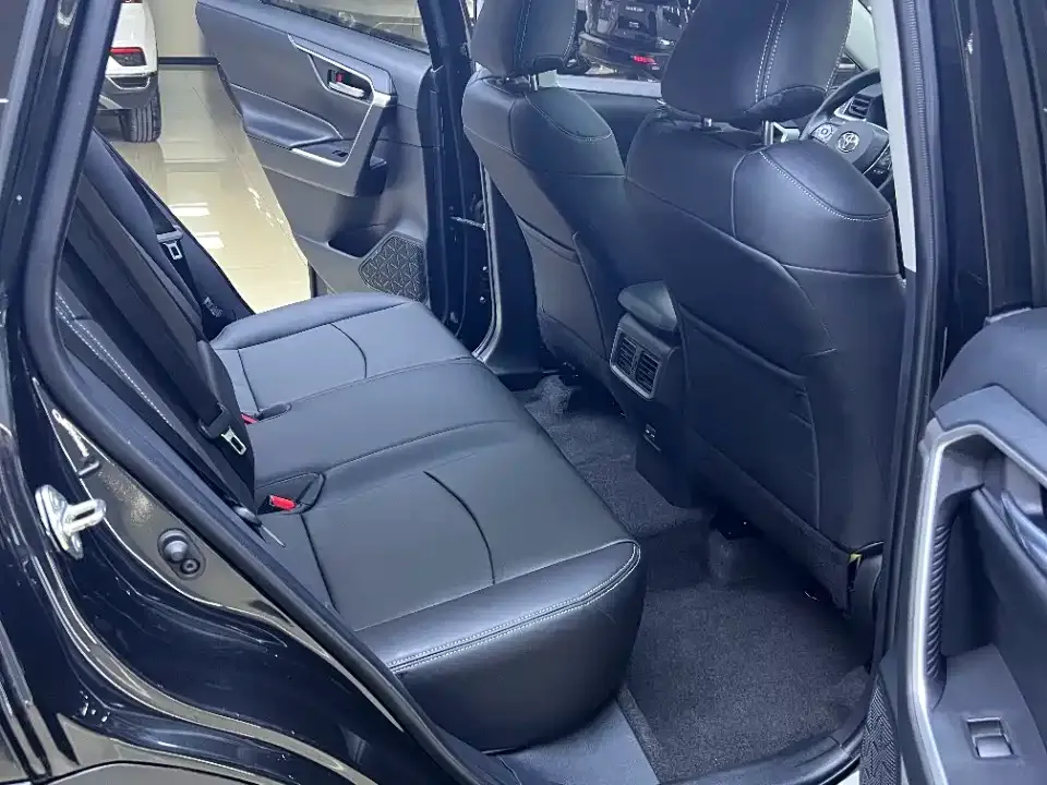 Toyota RAV4 2022 из CN, фото 7