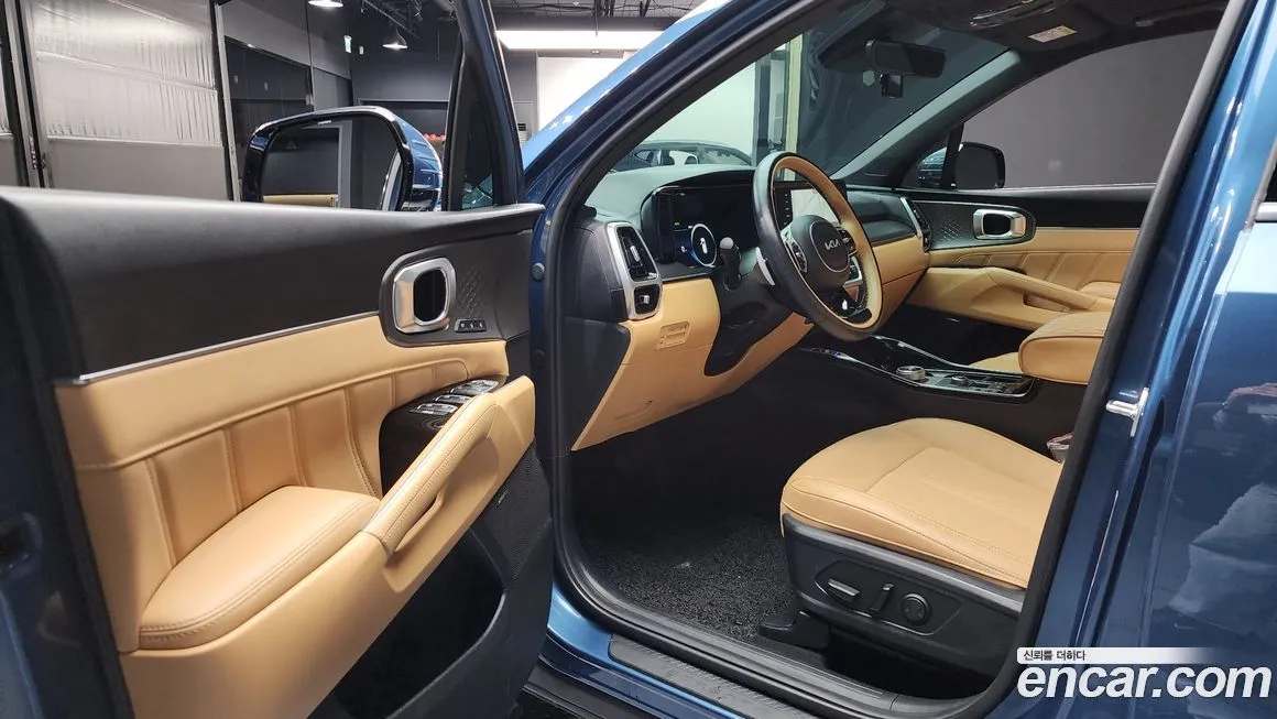 Kia Sorento — фото 10