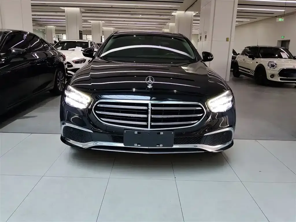 Mercedes-Benz E-Class 2022 из CN, фото 3