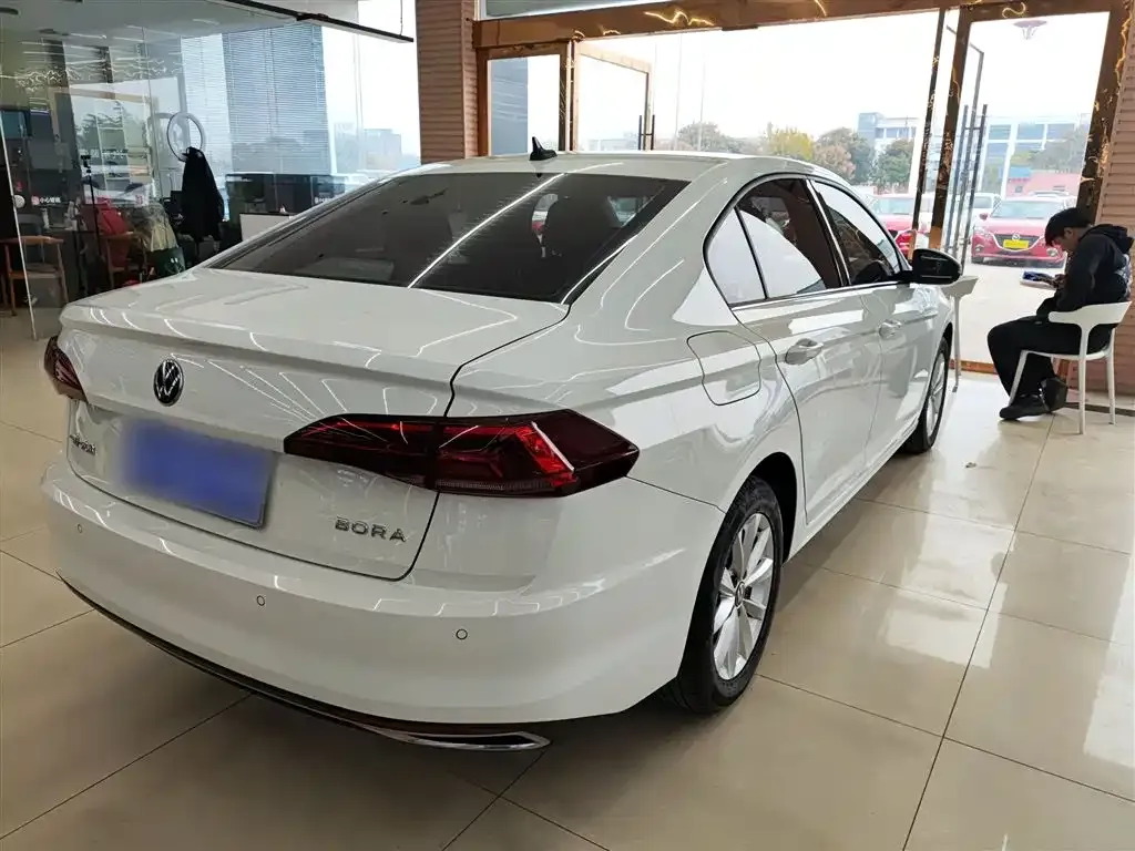 Volkswagen Bora 2022 из CN, фото 7