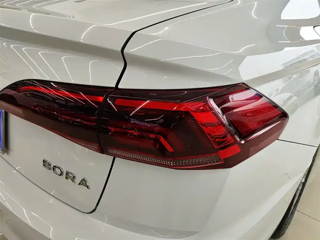 Volkswagen Bora 2022 из CN, фото 8