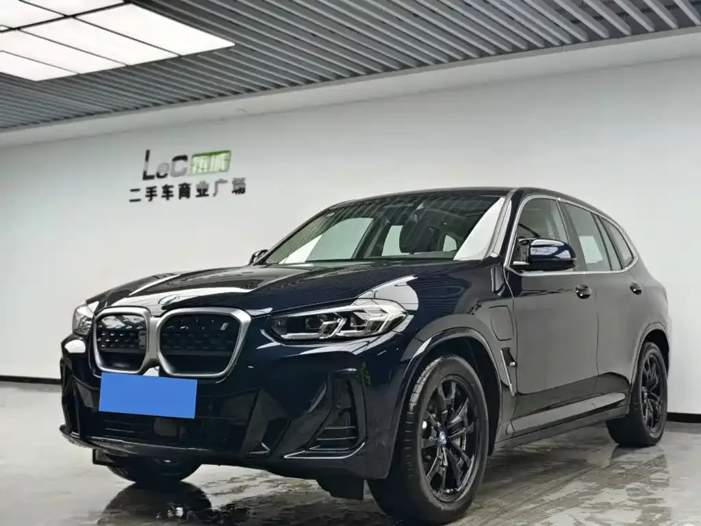 BMW iX3 2025 из CN, фото 1