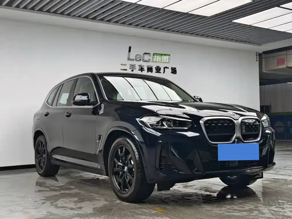 BMW iX3 2025 из CN, фото 3