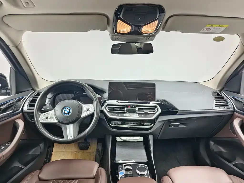 BMW iX3 2025 из CN, фото 7