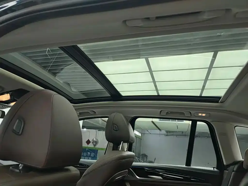 BMW iX3 2025 из CN, фото 8