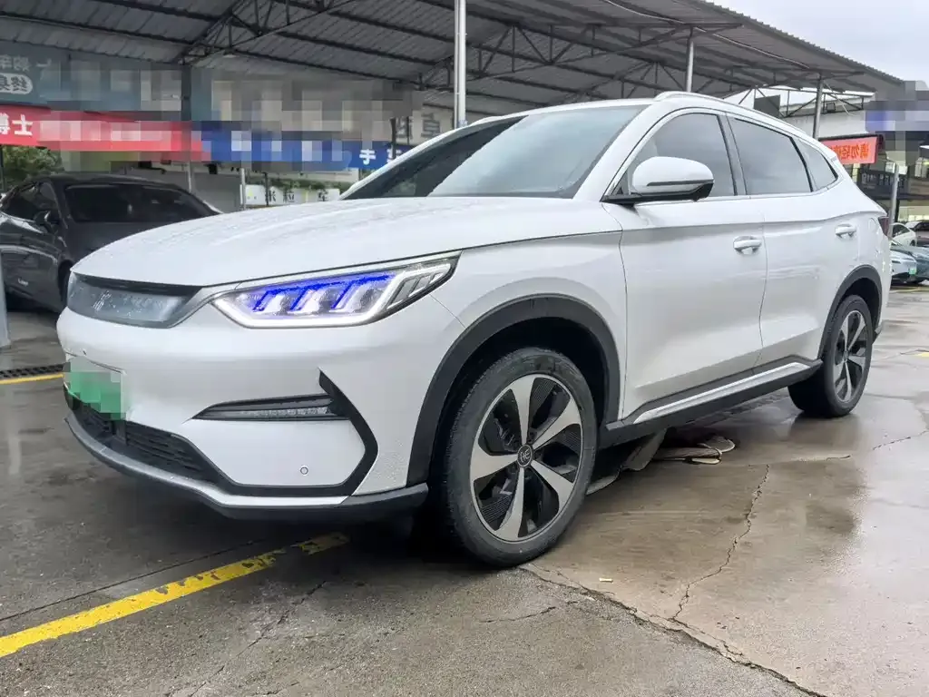 BYD PLUS New Energy — фото 1
