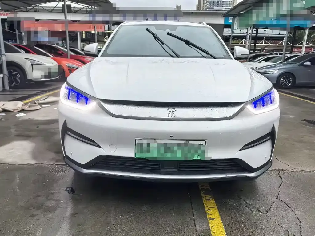BYD PLUS New Energy — фото 2