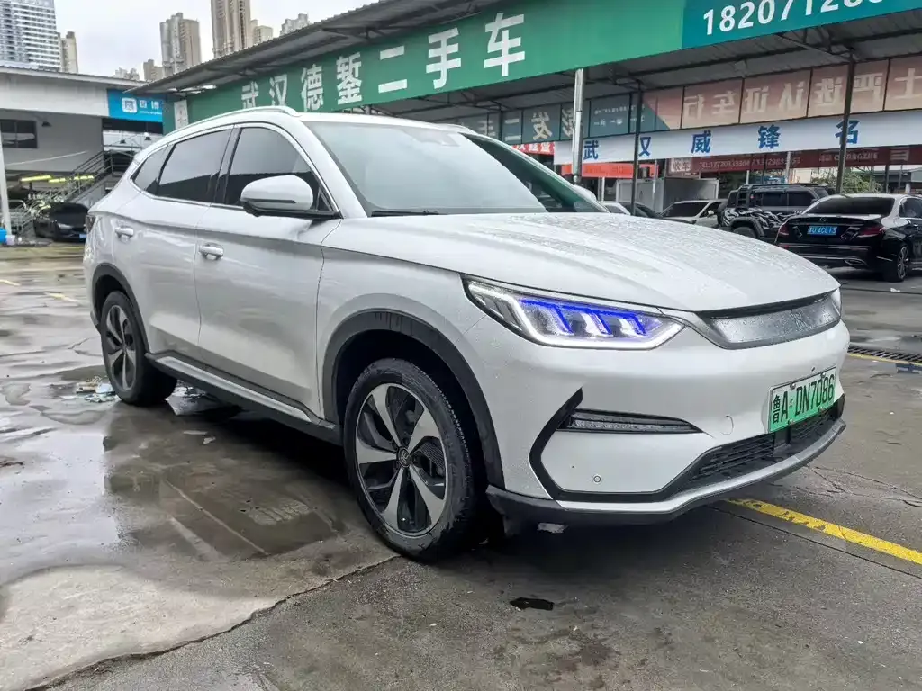 BYD PLUS New Energy — фото 3